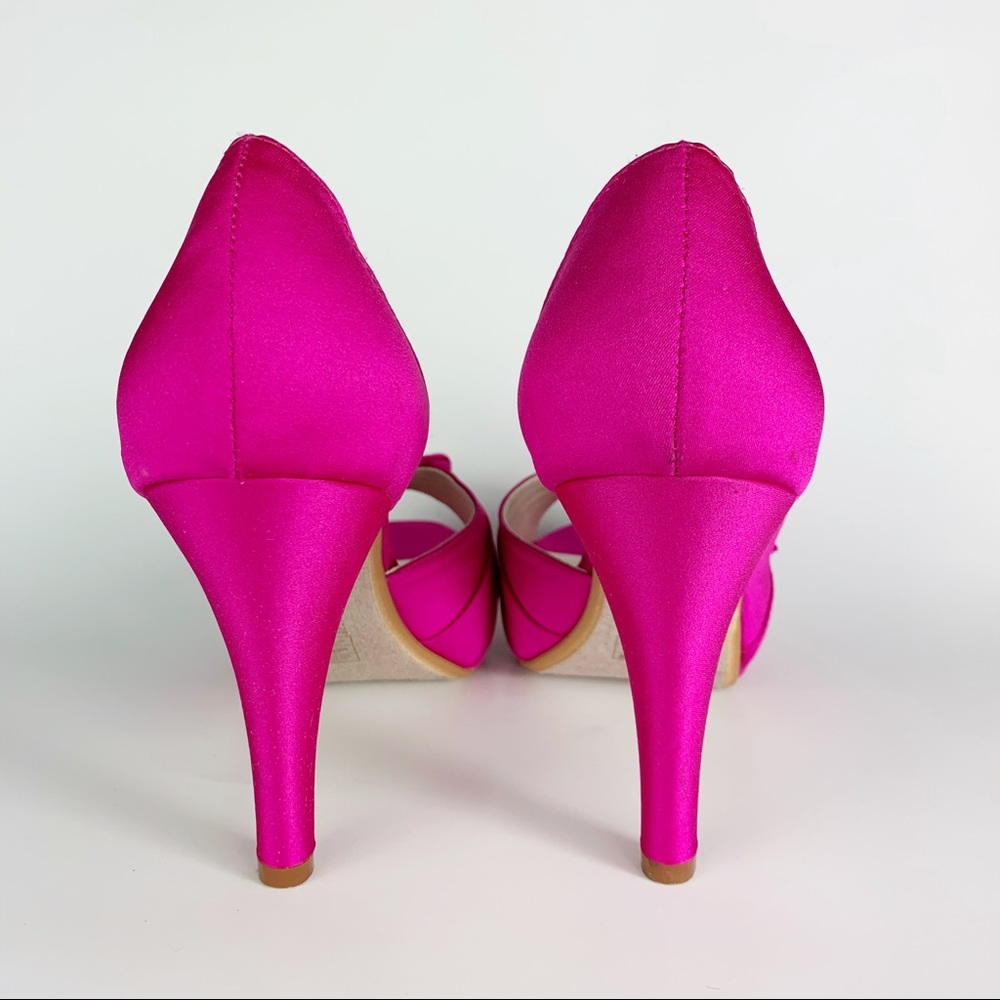 *SOLD*David's Bridal Maribelle Satin Pumps SZ1-779 - Picture 7 of 9
